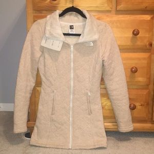 North Face Jacket: Cream XS